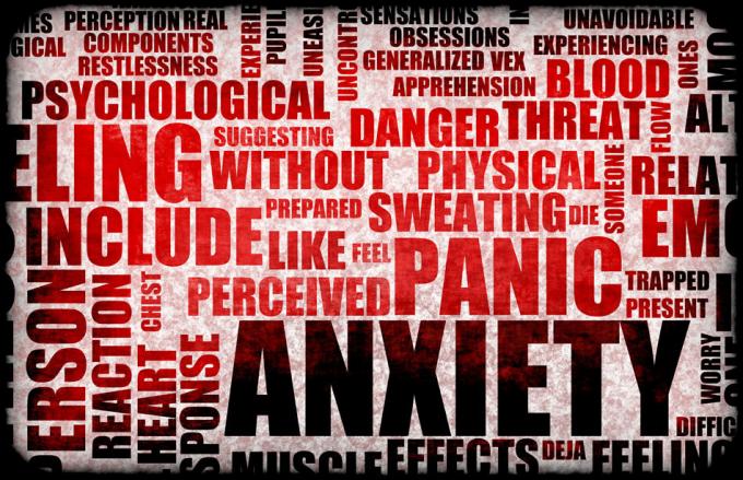 Anxietatea socială poate avea efecte debilitante. Să știi când să împingi și când să tragi înapoi este o cheie pentru recuperare. Dezvoltarea unui sistem de gestionare a copleșirii poate ajuta la împingerea și retragerea înapoi.