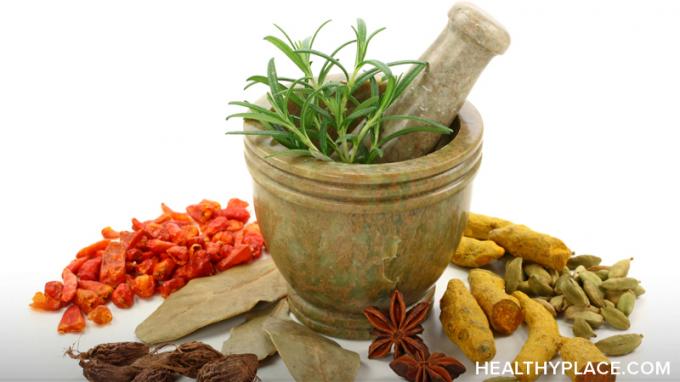 Informații detaliate despre medicina ayurvedică, modul în care funcționează medicina ayurvedică și eficacitatea medicamentului ayurvedic.