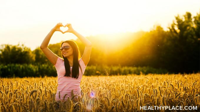 Exersarea recunoștinței este ușoară atunci când te simți bine cu lucrurile. Dar dacă nu vă simțiți recunoscători? Obțineți soluția la HealthyPlace.